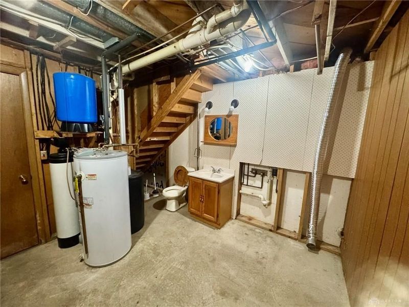 3545 N Creek Drive, Greenville, OH 45331 Photo 24