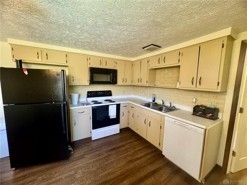 3545 N Creek Drive, Greenville, OH 45331 Photo 41