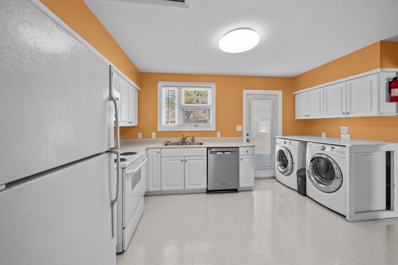 3530 Hummingbird St. Photo 20