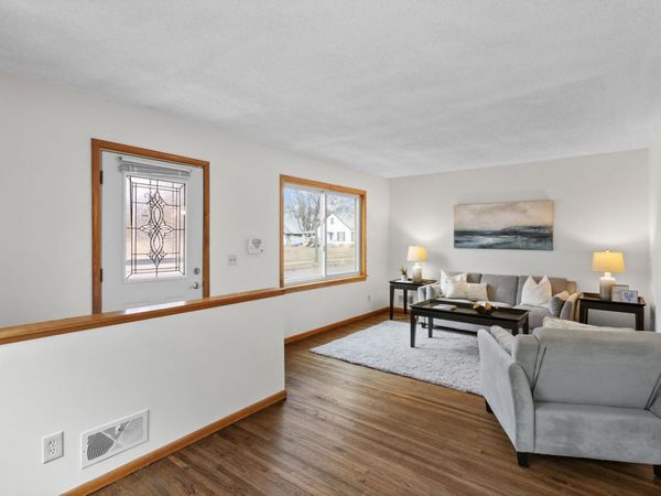 4534 Dupont Avenue N, Minneapolis, MN 55412