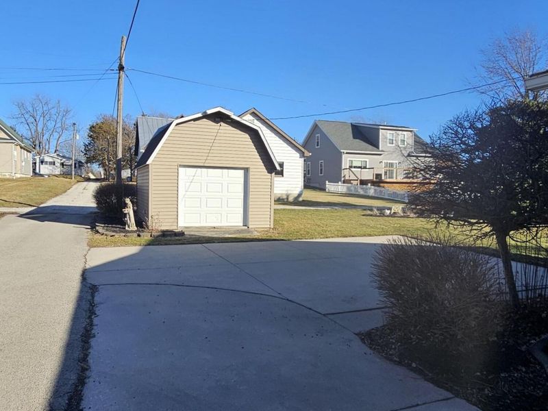 205 S Elm Street, Fort Recovery, OH 45846 Photo 4