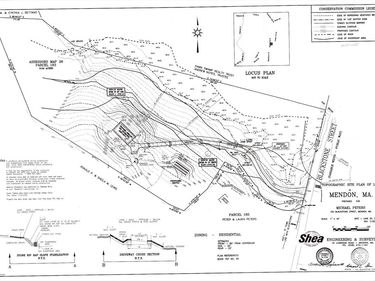 183 Blackstone St, Mendon, MA 01756