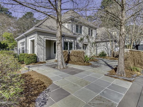 2 Waterstone Place, Jackson, MS 39211