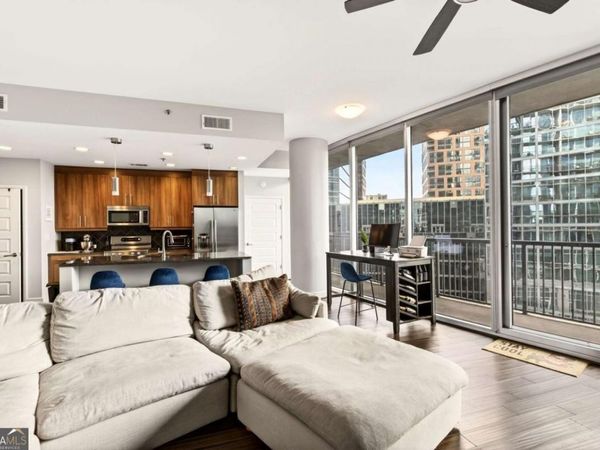 1080 Peachtree Street, Unit 909, Atlanta, GA 30309