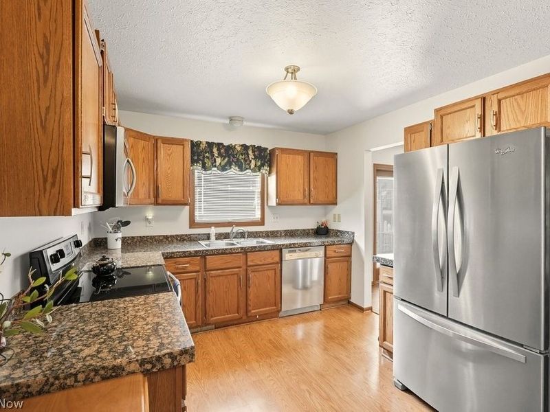 120 Talsman Drive, Unit 4, Canfield, OH 44406 Photo 6