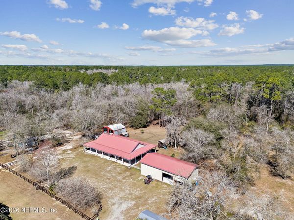 4564 CRAZY HORSE Avenue, Unit B, Middleburg, FL 32068