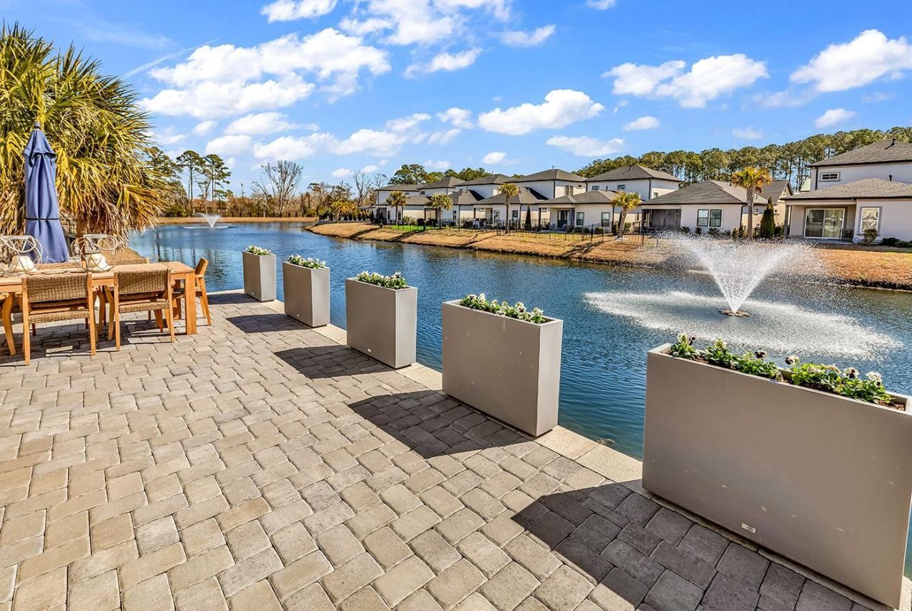 6722 Ocean Breeze Loop  Photo 37