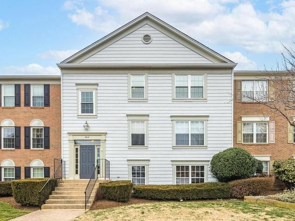 9210 CASPIAN WAY, Unit 302, MANASSAS, VA 20110