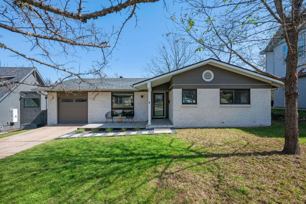 2415 Little John Ln, Austin, TX 78704 Main Photo