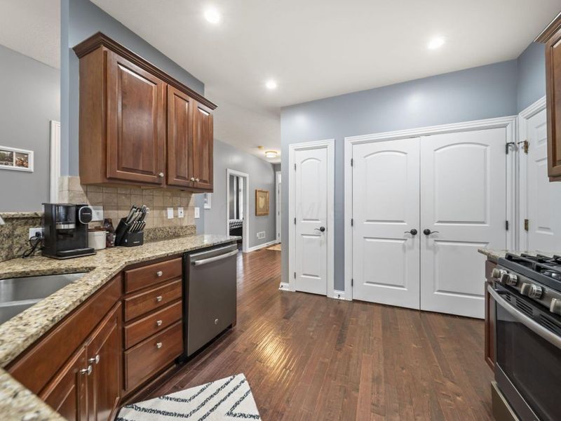 97 Murphys Crossing Drive, Powell, OH 43065 Photo 8