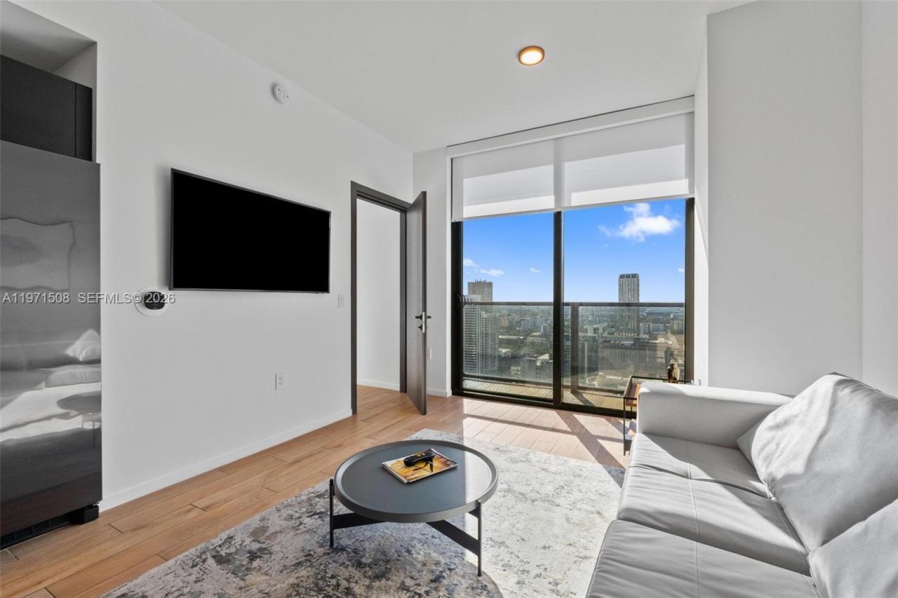 398 NE 5th St, Unit 3218, Miami, FL 33132 Photo