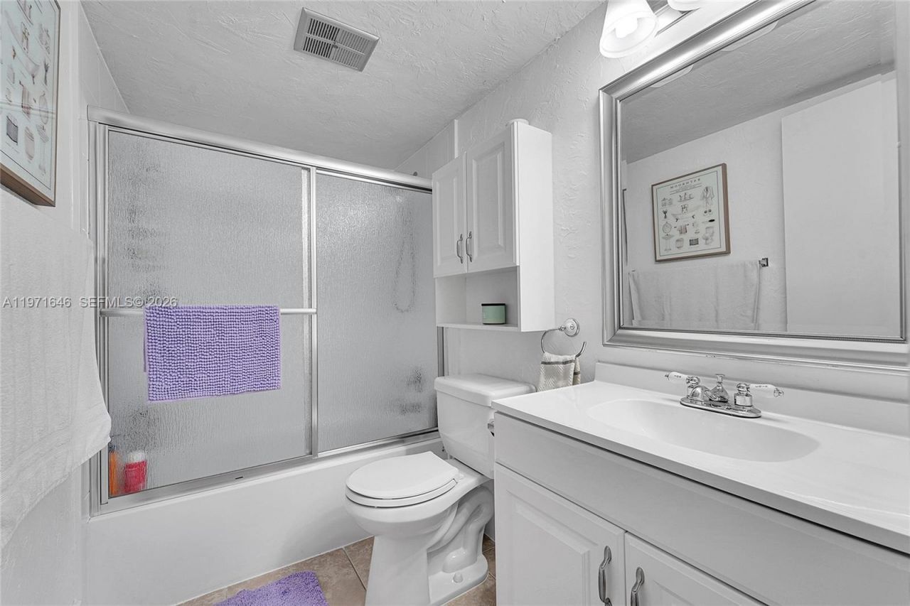 650 NW 80th Ter, Unit 206, Margate, FL 33063 Photo