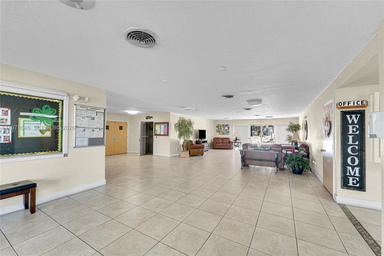 650 NW 80th Ter, Unit 206, Margate, FL 33063 Photo