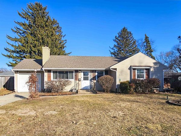 1111 LUTHER AVE, ROCKFORD, IL 61107