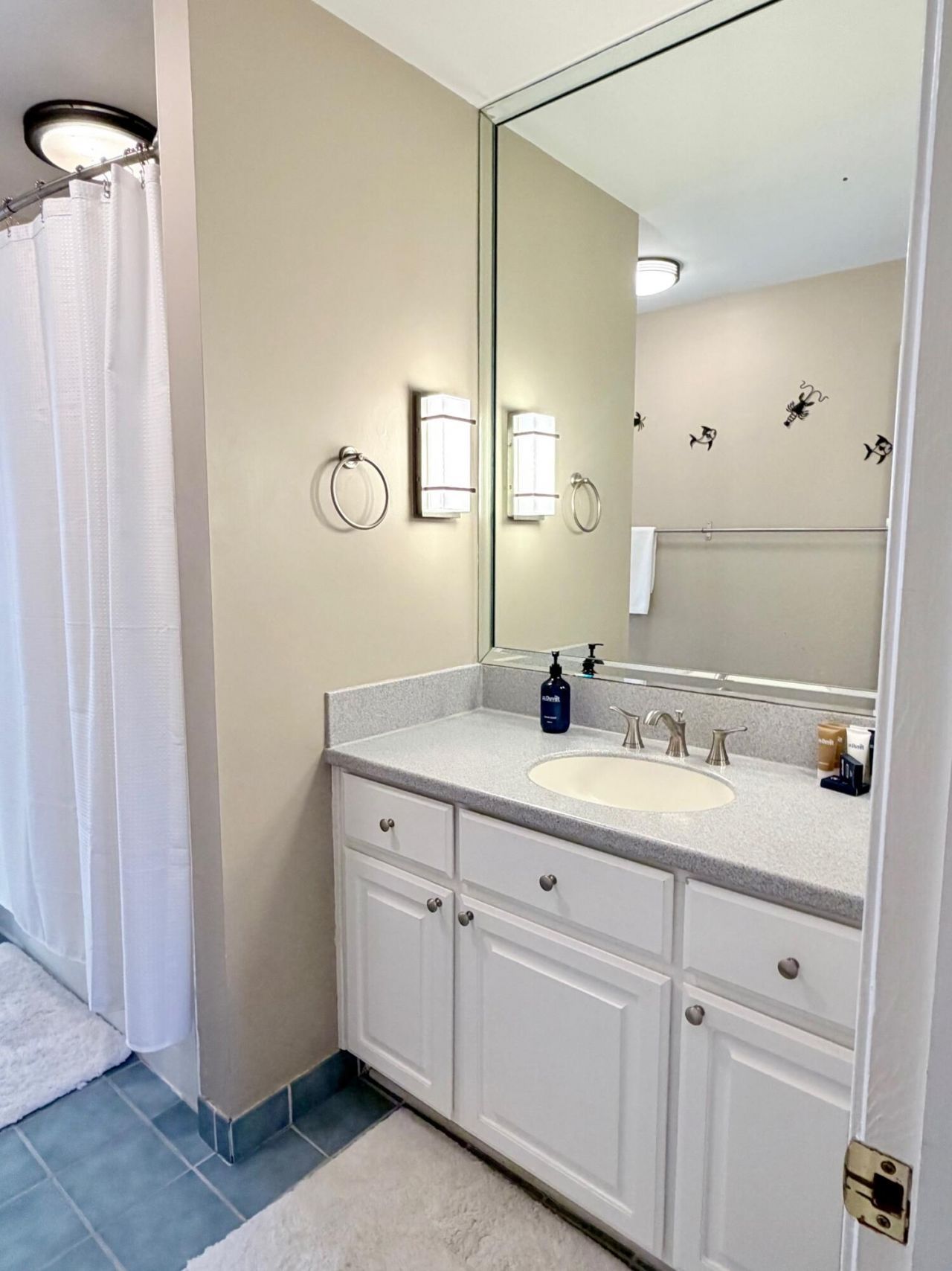 958 Cottingham Drive Photo 17