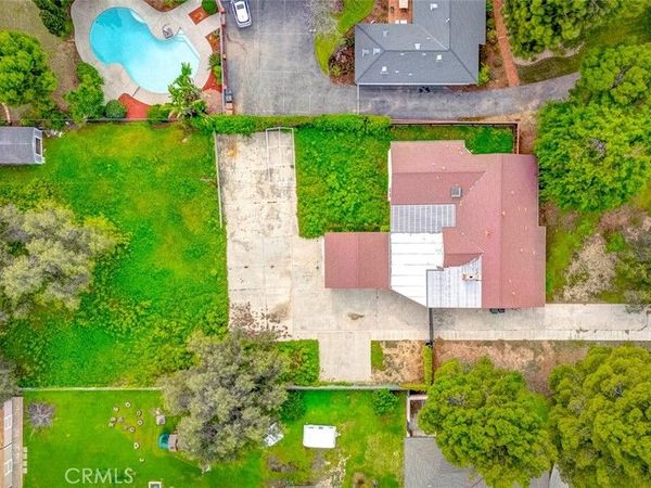 910 W Valencia Mesa, Fullerton, CA 92835