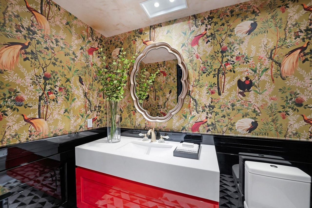 3535 Hiawatha Ave, Unit 403, Miami, FL 33133 Photo