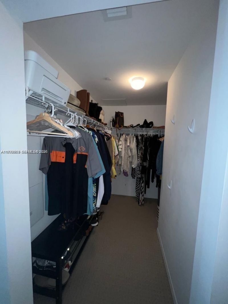 950 Brickell Bay Dr, Unit 3105, Miami, FL 33131 Photo