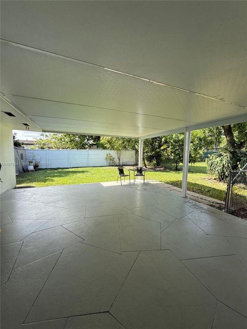 1720 SW 87th Ave, Miami, FL 33165 Photo