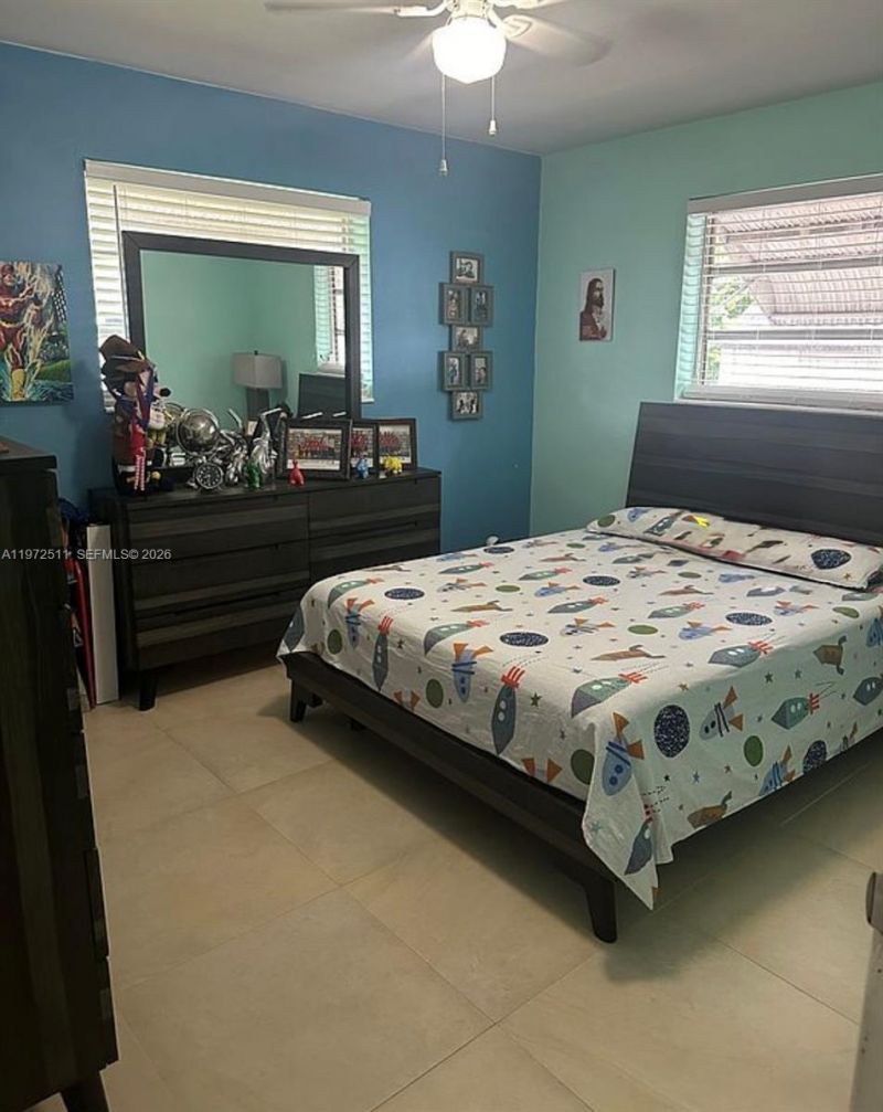 1720 SW 87th Ave, Miami, FL 33165 Photo