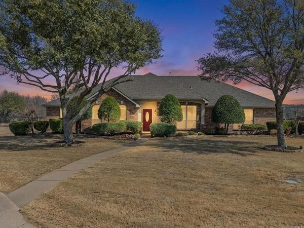 208 Cascade Valley Drive, Fate, TX 75087