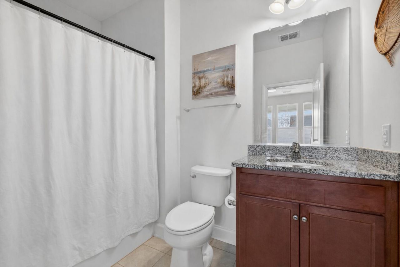 568 Four Seasons Boulevard Photo 16