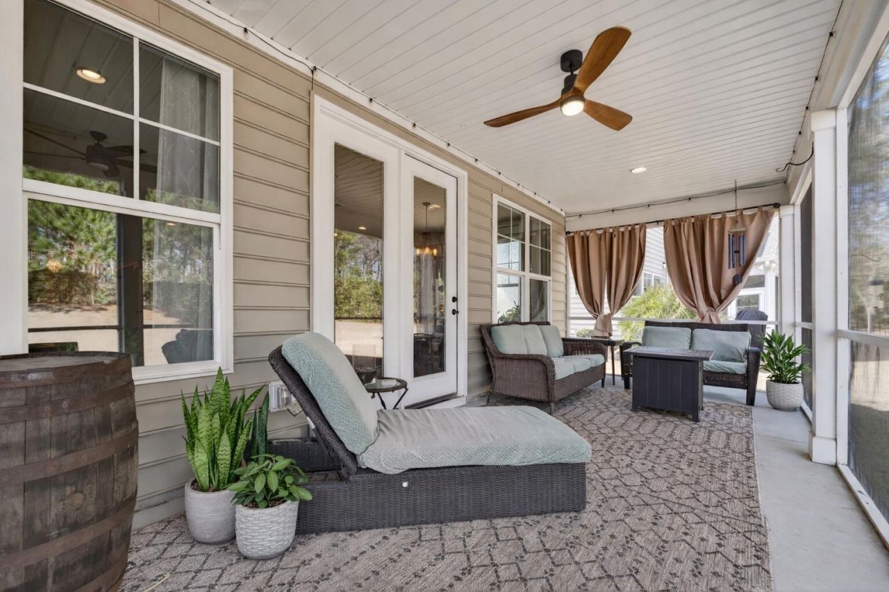 568 Four Seasons Boulevard Photo 25