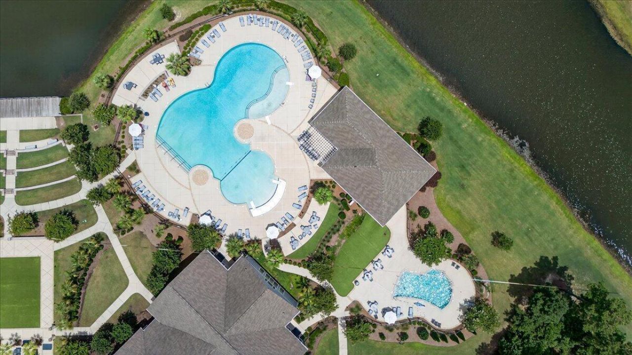 568 Four Seasons Boulevard Photo 45