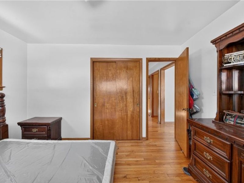 20648 Donny Brook Road, Maple Heights, OH 44137 Photo 11