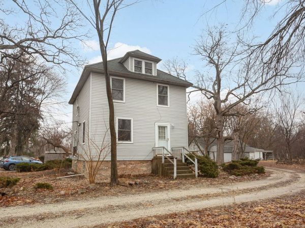 555 Trailside Lane, Des Plaines, IL 60016