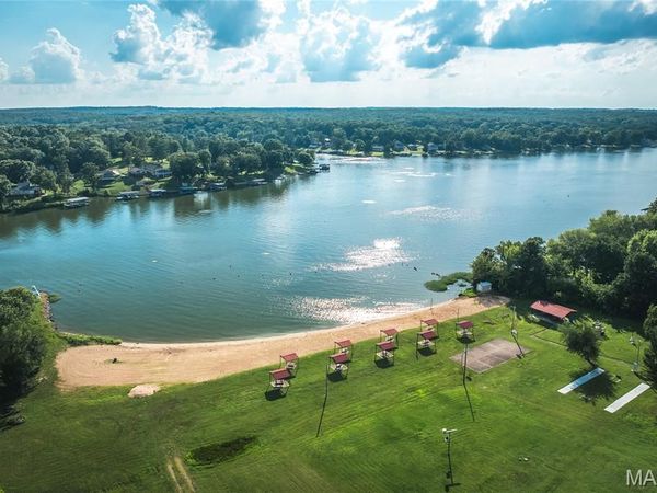 2449 Sanchez Drive , Cuba, MO 65453