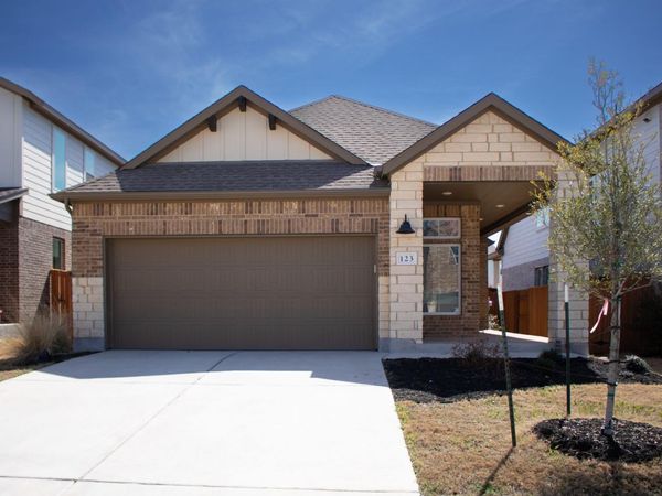 123 Table Top Bend, Liberty Hill, TX 78642