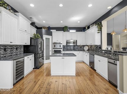 9900 Wilbur May Parkway, Unit APT 2504, Reno, NV 89521 Photo