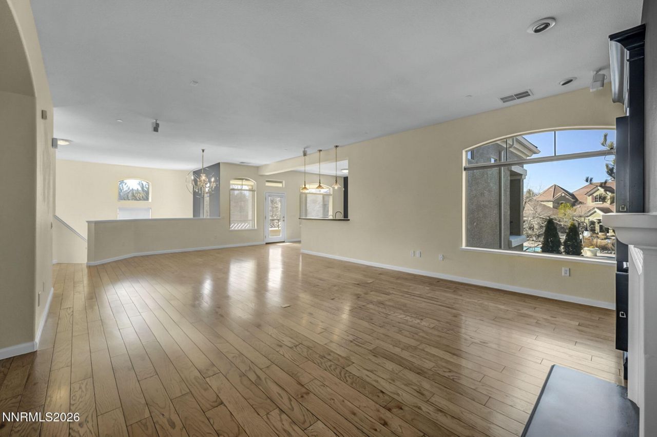 9900 Wilbur May Parkway, Unit APT 2504, Reno, NV 89521 Photo