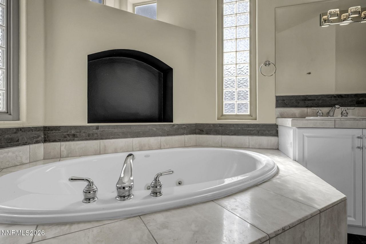 9900 Wilbur May Parkway, Unit APT 2504, Reno, NV 89521 Photo