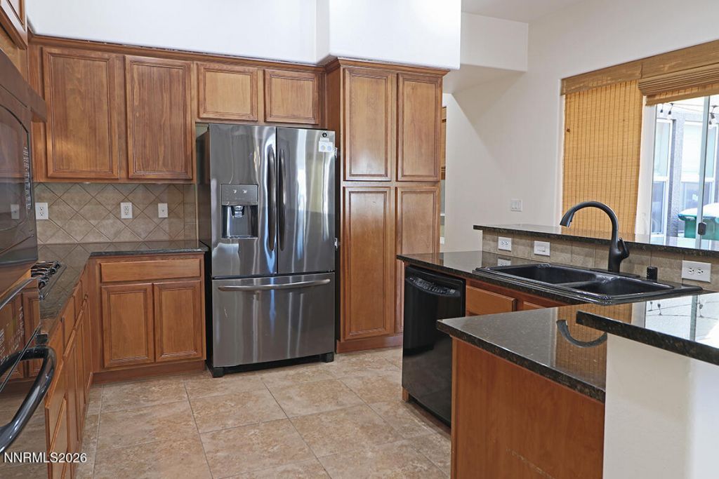 10890 Serratina Drive, Reno, NV 89521 Photo