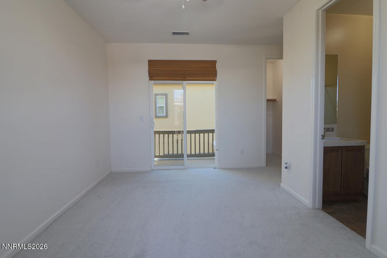 10890 Serratina Drive, Reno, NV 89521 Photo