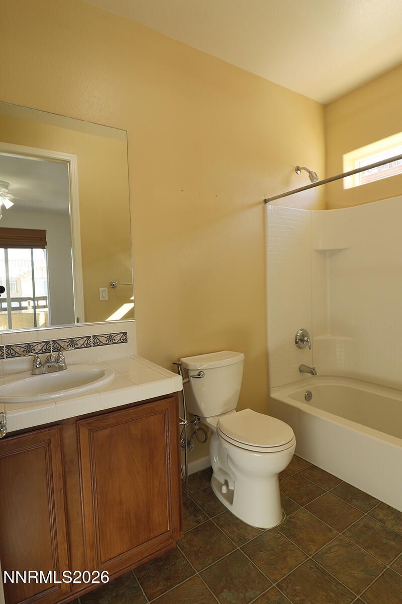 10890 Serratina Drive, Reno, NV 89521 Photo