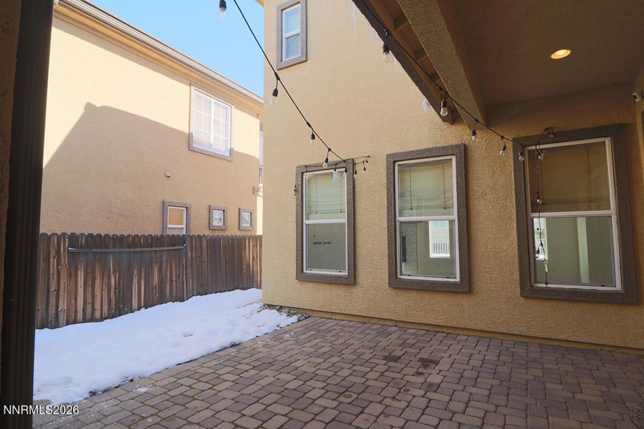 10890 Serratina Drive, Reno, NV 89521 Photo