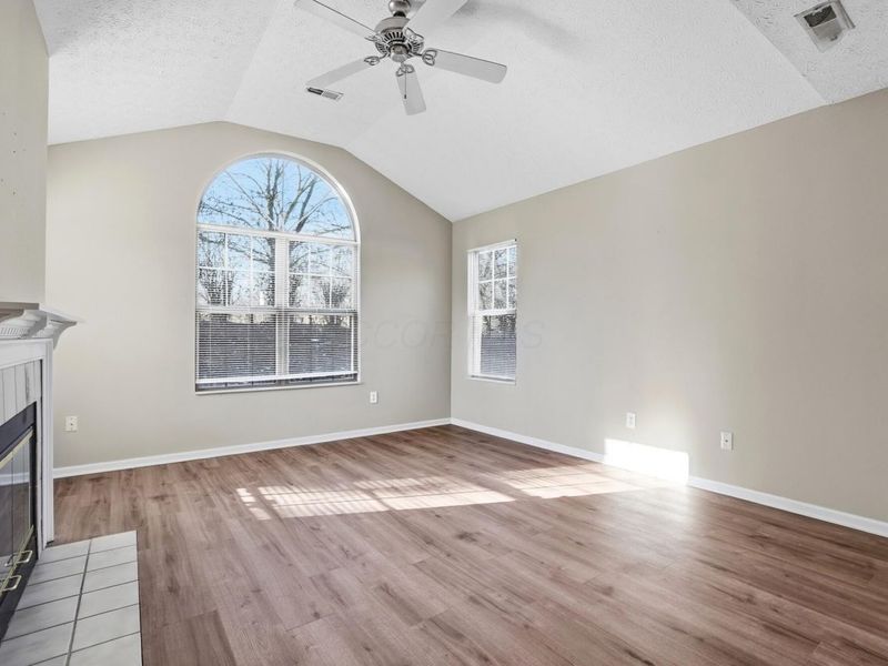 6770 Chateau Chase Drive, Columbus, OH 43235 Photo 14