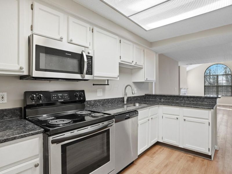 6770 Chateau Chase Drive, Columbus, OH 43235 Photo 19