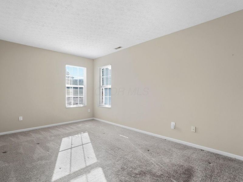 6770 Chateau Chase Drive, Columbus, OH 43235 Photo 31