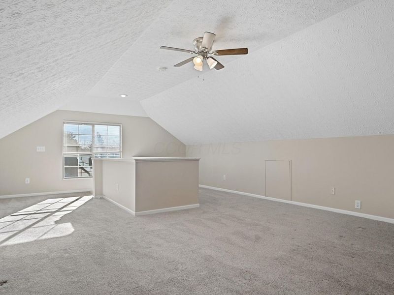 6770 Chateau Chase Drive, Columbus, OH 43235 Photo 36