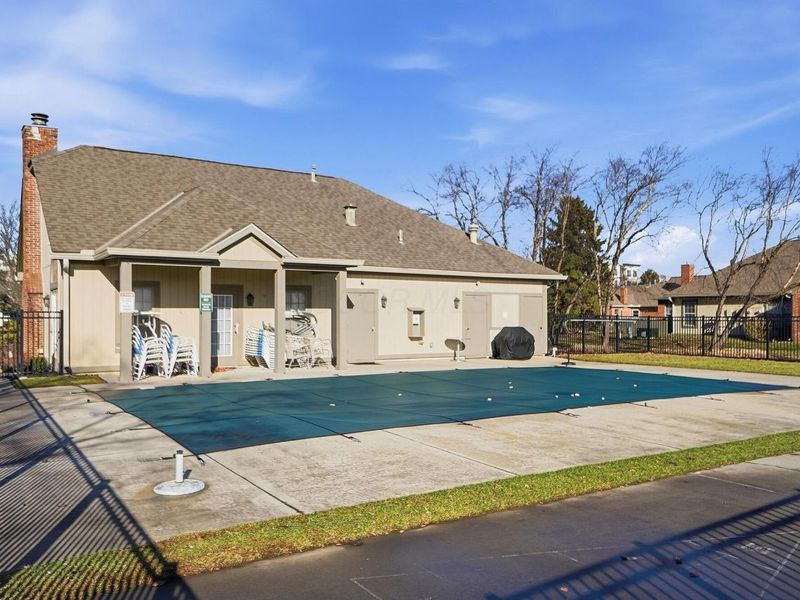 6770 Chateau Chase Drive, Columbus, OH 43235 Photo 45