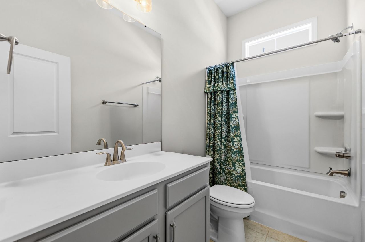 6386 Chadderton Circle  Photo 4