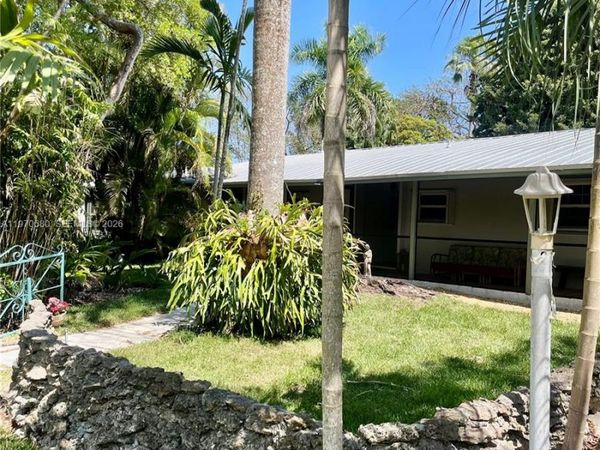 23755 SW 142nd Ave, Homestead, FL 33032