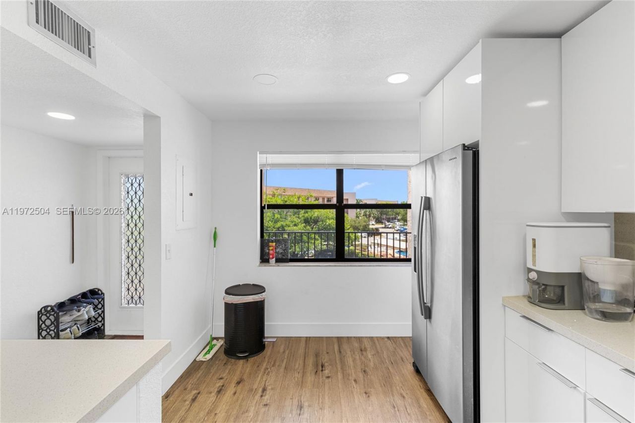 2704 NW 104th Ave , Unit 306, Sunrise, FL 33322 Photo