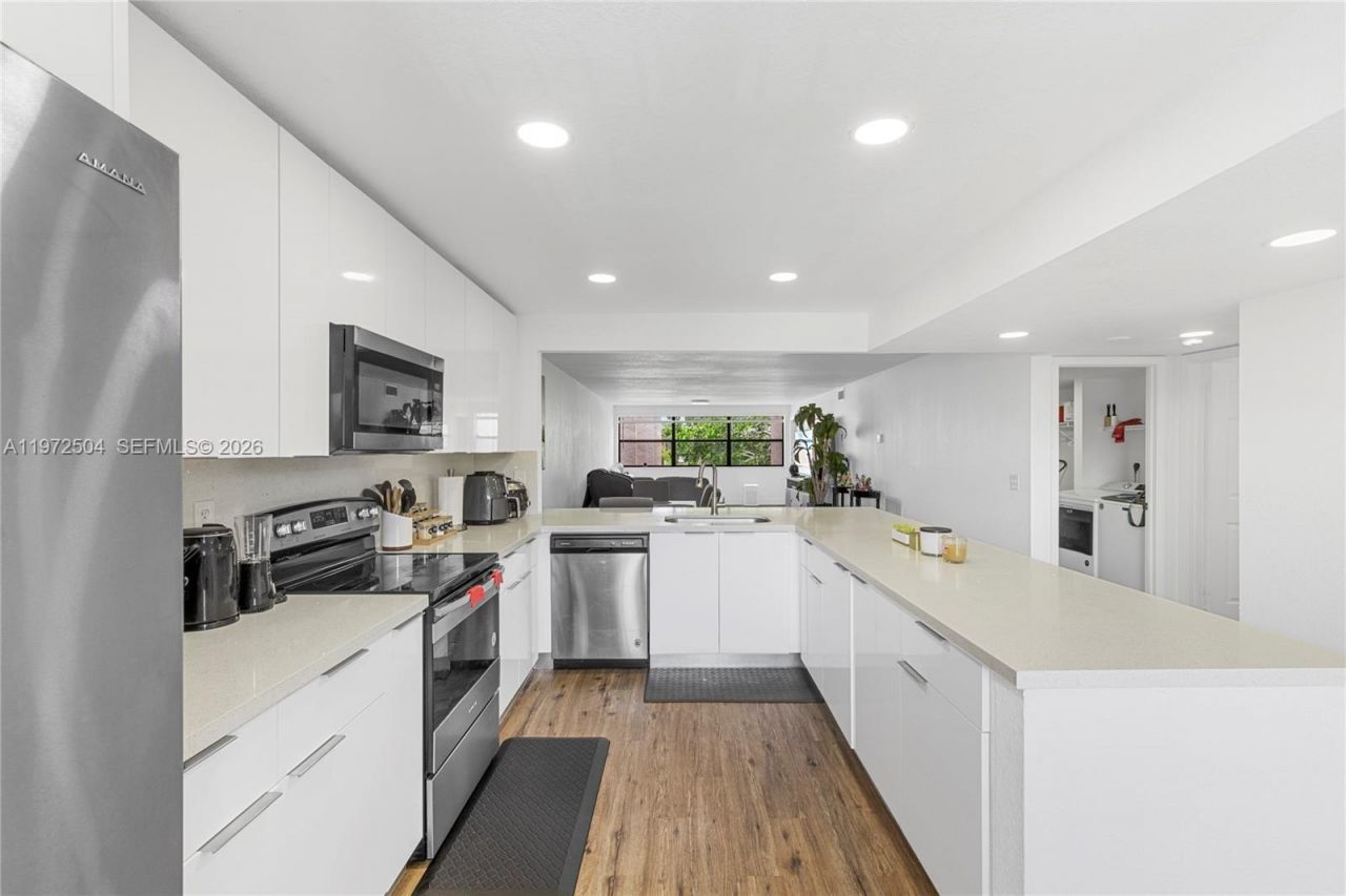 2704 NW 104th Ave , Unit 306, Sunrise, FL 33322 Photo