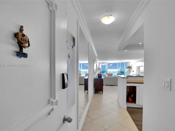 3140 S Ocean Dr , Unit 604, Hallandale Beach, FL 33009