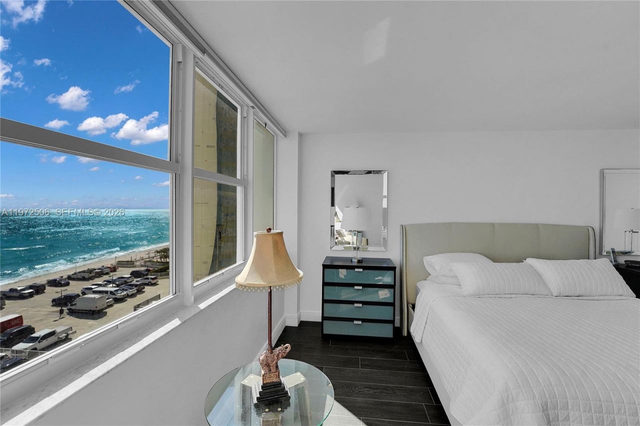 3140 S Ocean Dr, Unit 604, Hallandale Beach, FL 33009 Photo